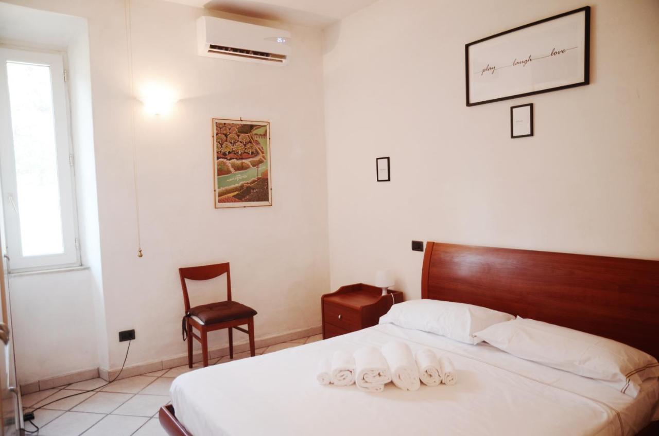 Calipso House - Posto Auto Gratuito Apartment Porto Santo Stefano  Exterior photo
